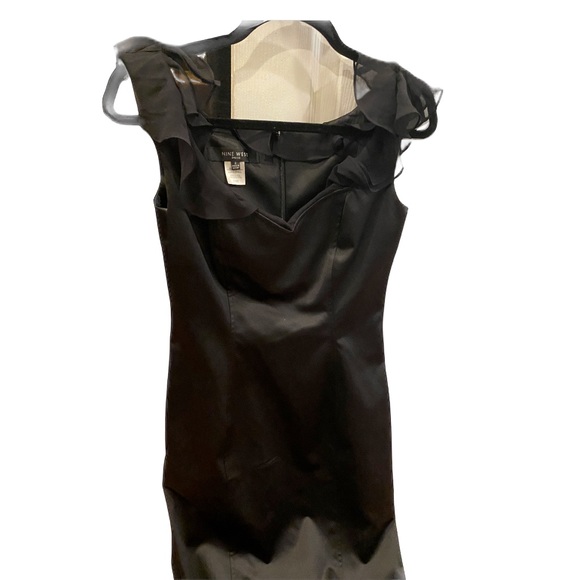 Like new  Black Satin Dress size 4 - Picture 4 of 4